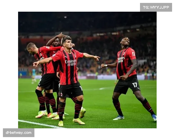 AC米兰主场2比2战平萨索洛,积分榜领先优势缩小至一分 AC米兰主场2比2战平萨索洛,积分榜领先优势缩小至一分